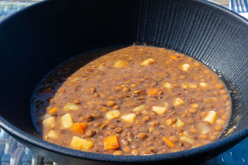 Deftiger Linseneintopf nach "Omas Art" vegan